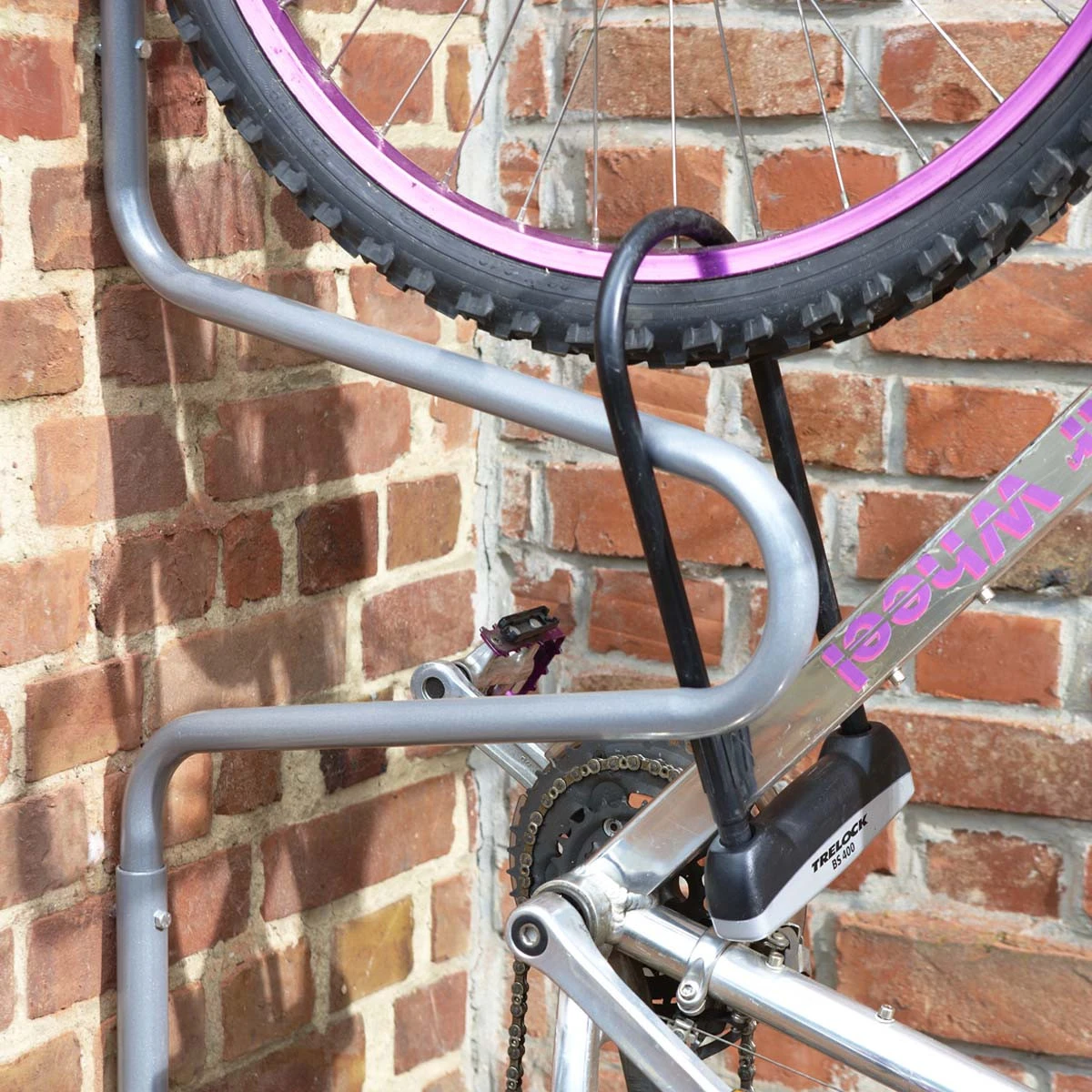 Range-vélo Mural Vertical – Image 6